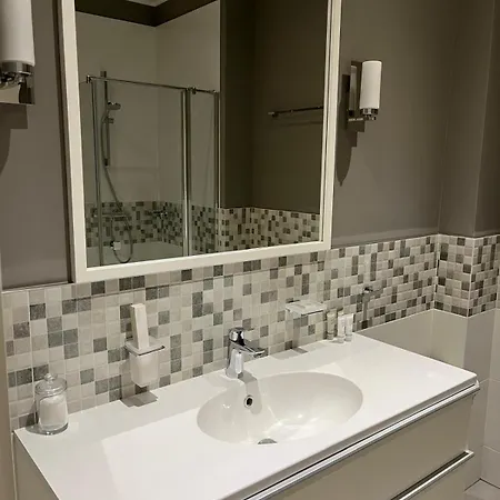 Aparthotel Osobnyak 3*